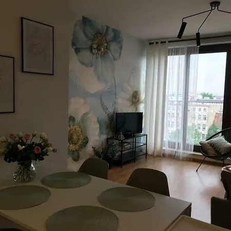 Kwiatowy Apartament W Centrum Stare Miasto